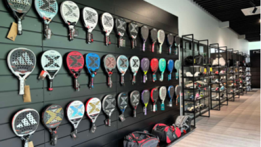 Padelio bendruomenei Kaune – puiki žinia: duris atveria „GETPADEL“ parduotuvė!