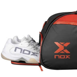 NOX LUXURY OPEN SERIES BLACK/RED PADELBAG - Image 3